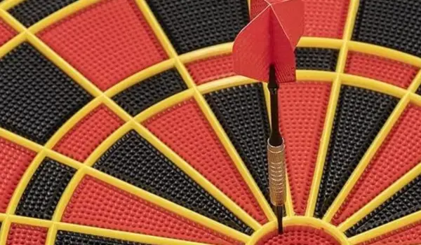 Arachnid Pro 800 Electronic Dartboard 1